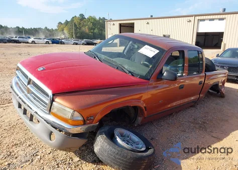 2000 Dodge Dakota Slt/Sport from USA, damaged, VIN 1B7GG2AX8YS720132